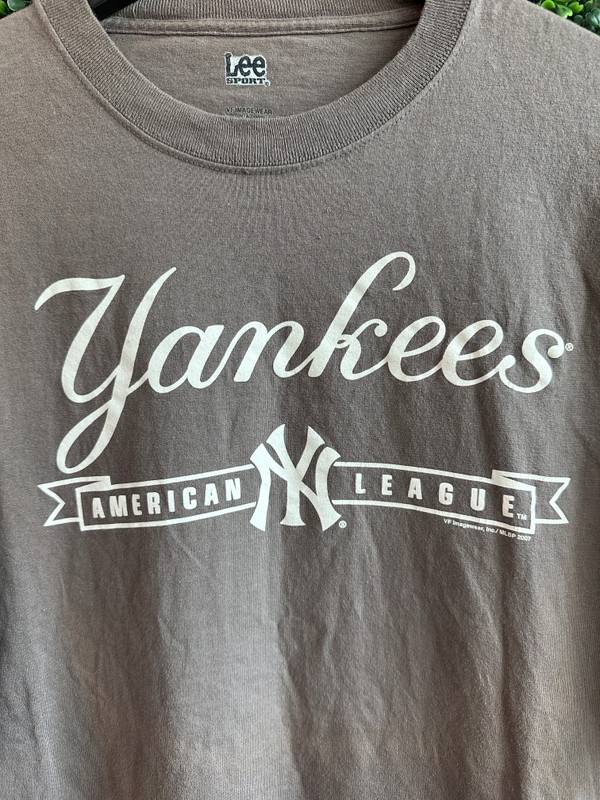 YANKEES AMERICAN LEAGUE LEE SPORT TEE