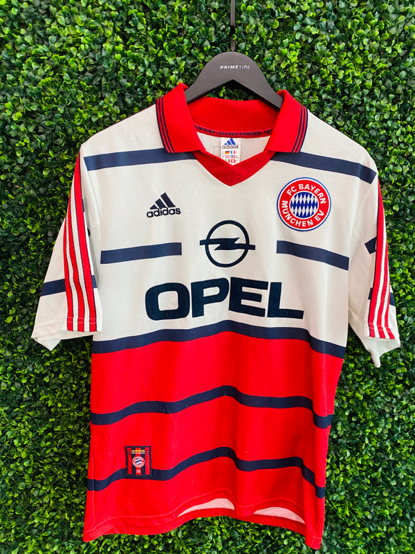 VINTAGE BAYERN MUNICH ADIDAS JERSEY