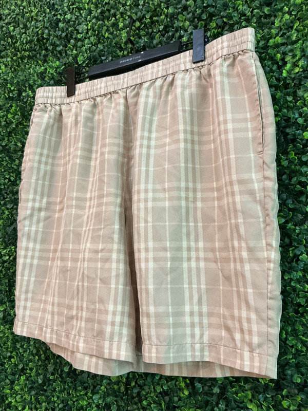 BURBERRY TAN SILK SHORTS