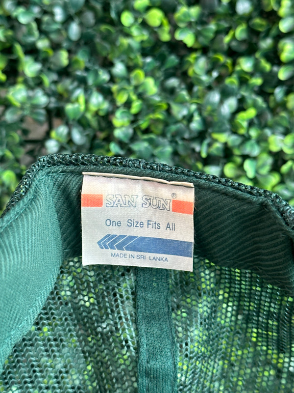 VINTAGE GREEN BAY PACKERS 1995 NFC CENTRAL CHAMPS TRUCKER CAP