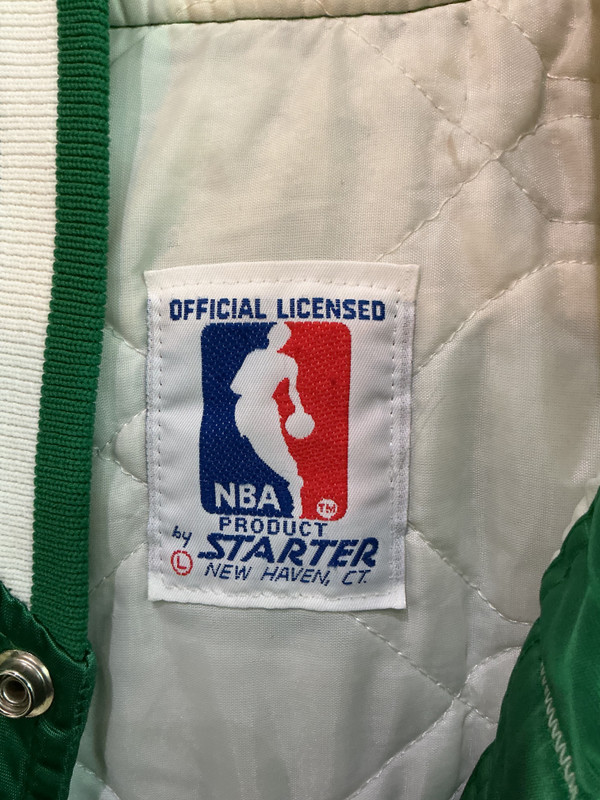 VINTAGE BOSTON CELTICS GREEN STARTER JACKET