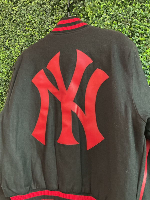 VINTAGE JH DESIGNS NY YANKEES WOOL JACKET (M)