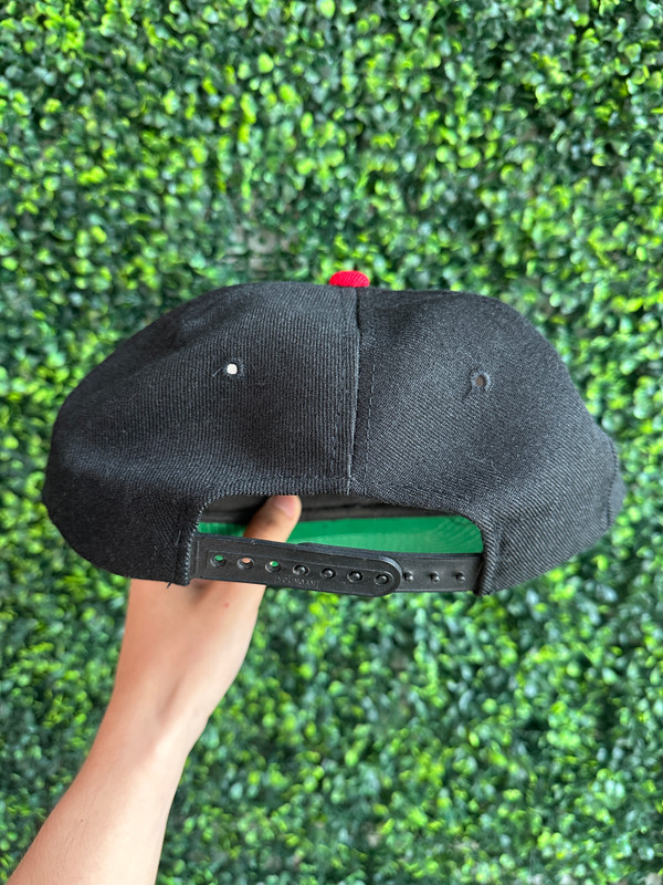 VINTAGE ATLANTA BRAVES '92 WESTERN DIVISION CHAMPS SNAPBACK