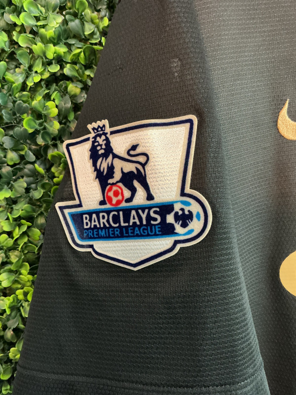 MANCHESTER CITY 13/14 NIKE AWAY KIT