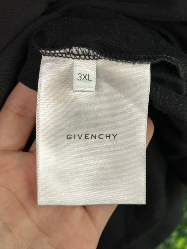 BRAND NEW GIVENCHY ACHETYPE OVERSIZED DESTROYED EFFECT TEE (3XL)