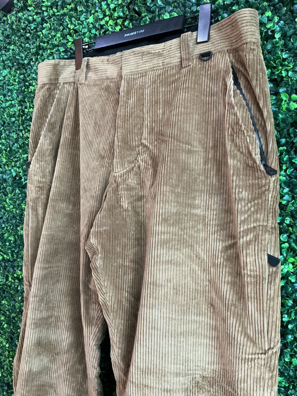 MONCLER CORDUROY SKI PANTS SZ XL (WAIST 36)