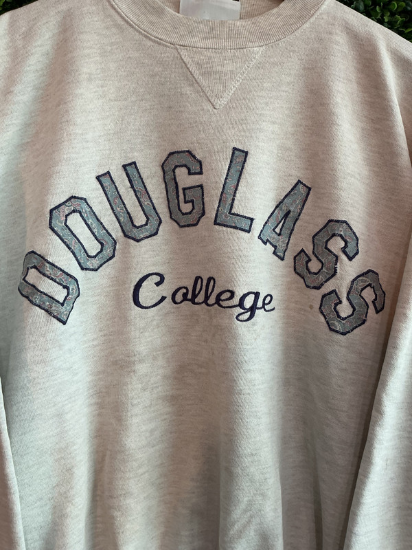 VINTAGE RUTGERS GREY DOUGLASS COLLEGE CREWNECK