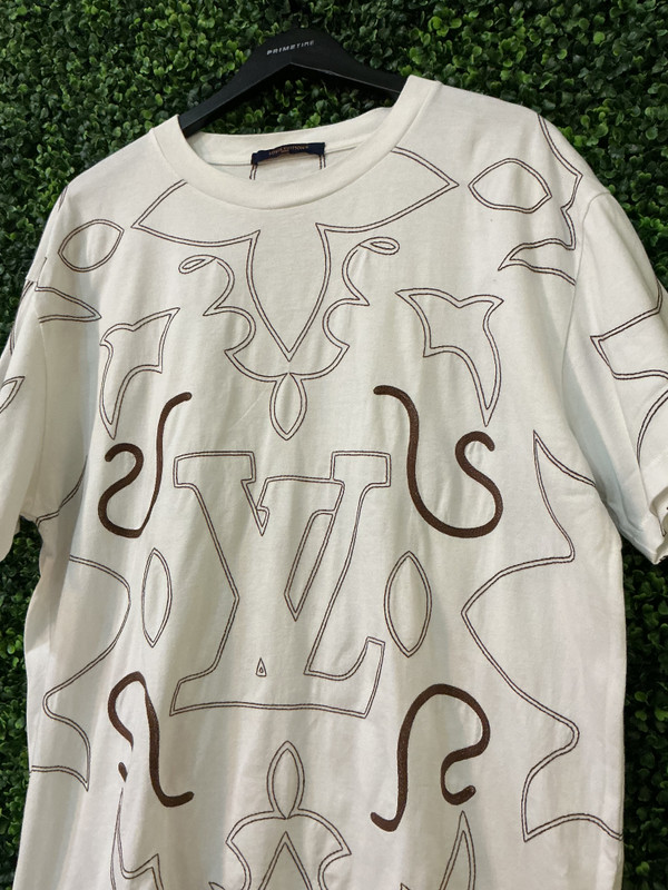 LOUIS VUITTON OUTLINE MONOGRAM TEE