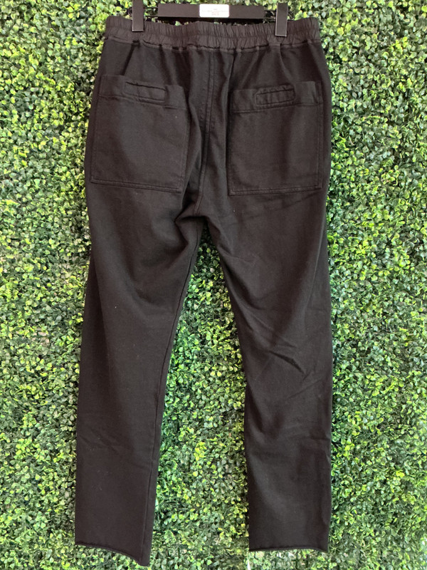RICK OWENS LOUNGE PANTS (SZ MEDIUM)