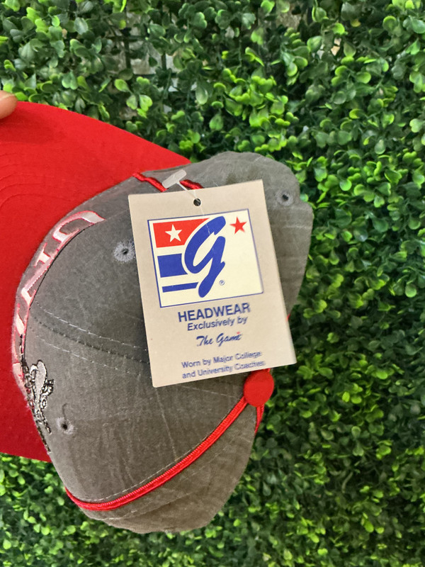 DEADSTOCK VINTAGE UNLV THE GAME GREY/RED SNAPBACK