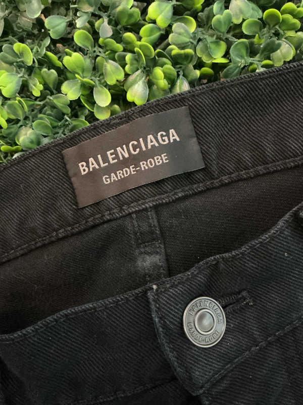 BALENCIAGA FLARED DENIM BLACK JEANS (32 WAIST)