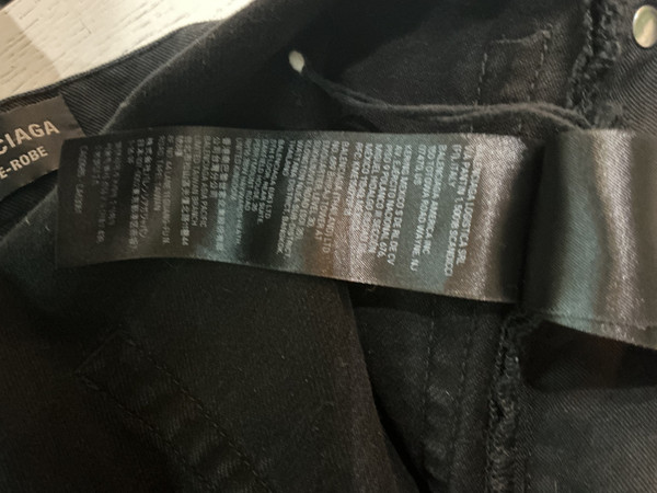 BALENCIAGA FLARED DENIM BLACK JEANS (32 WAIST)