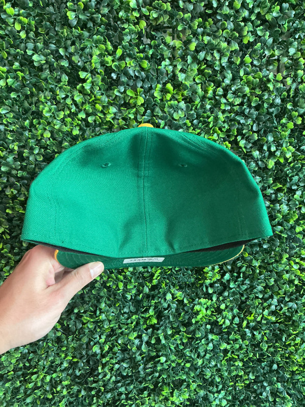 NEW ERA X HATCLUB "MC HAMMER" FITTED (SZ 7 5/8)