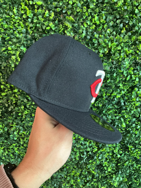 NEW ERA MINNESOTA TWINS ON FIELD FITTED (SZ 7 1/8)