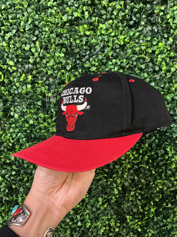 VINTAGE CHICAGO BULLS COMPETITOR SNAPBACK