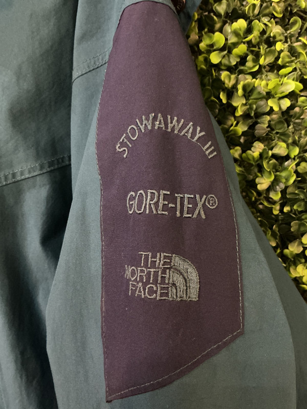 VINTAGE THE NORTH FACE STOWAWAY III BLUE PARKA