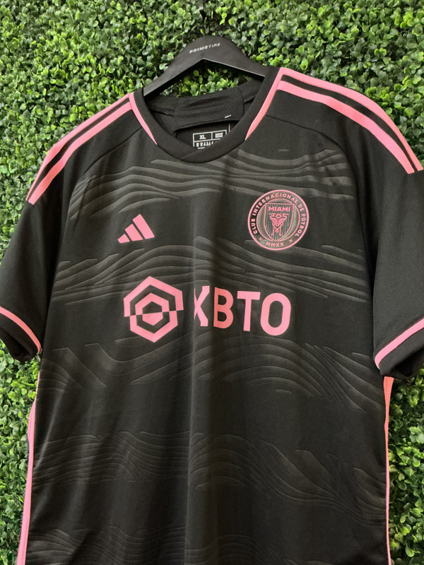 LIONEL MESSI INTER MIAMI 22/23 AUTHENTIC ADIDAS KIT