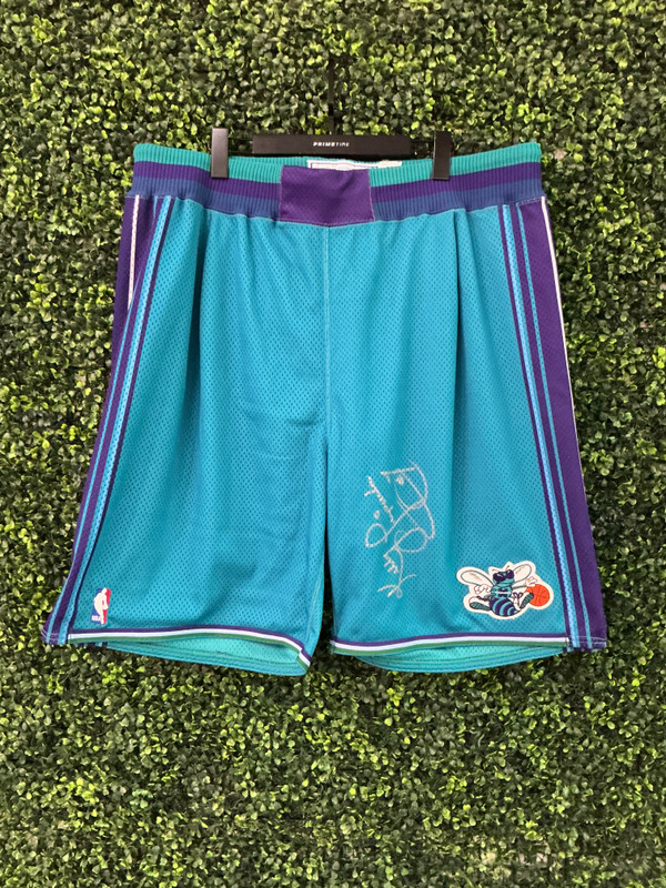 AUTHENTIC CHARLOTTE HORNETS KELLY TRIPUCKA AUTOGRAPHED STARTER SHORTS