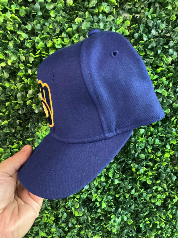 VINTAGE MILWAUKEE BREWERS SPORTS SPECIALTIES BLUE SNAPBACK
