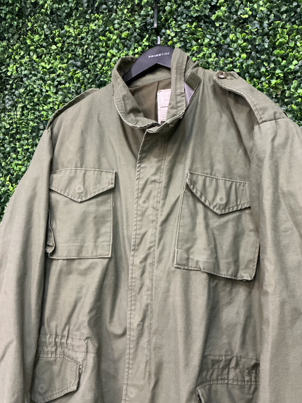 VIETNAM WAR ERA VINTAGE M-65 FIELD JACKET