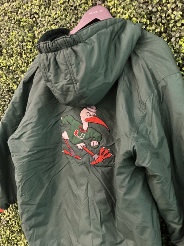 VINTAGE MIAMI HURRICANES CHAMPS PARKA