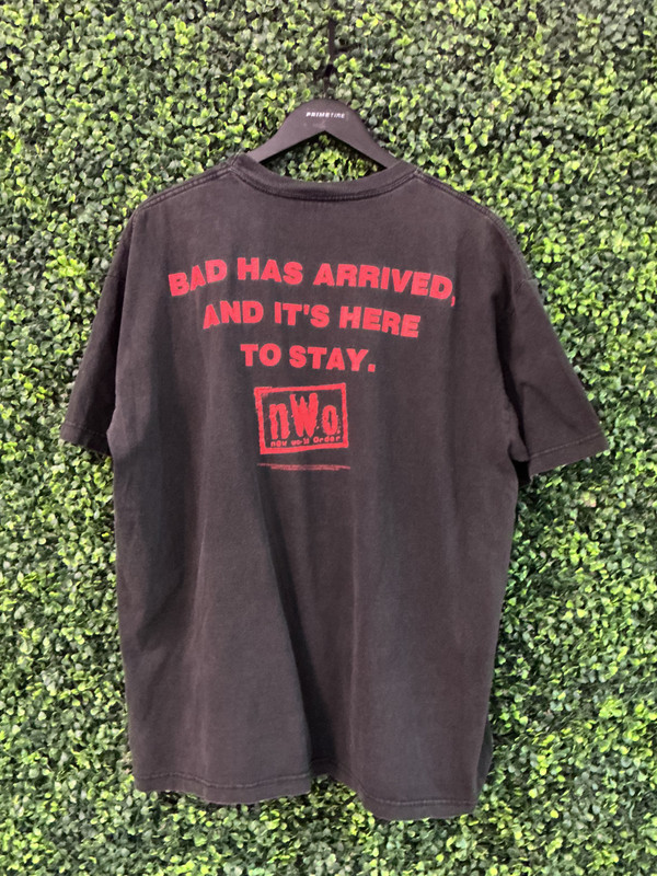 VINTAGE NWO BLACK TEE