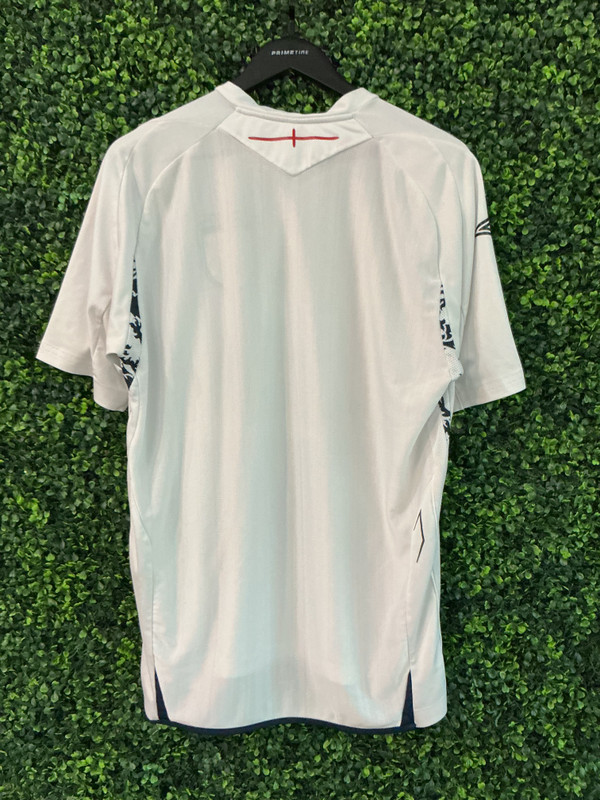 ENGLAND 2007-09 UMBRO HOME KIT 2
