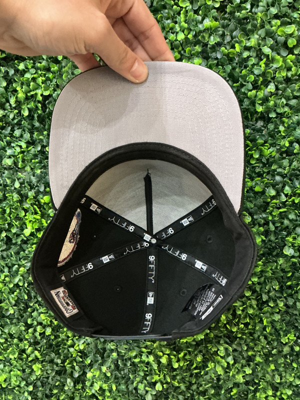 NY YANKEES NEW ERA 2000-02 SUBWAY SERIES SNAPBACK HAT