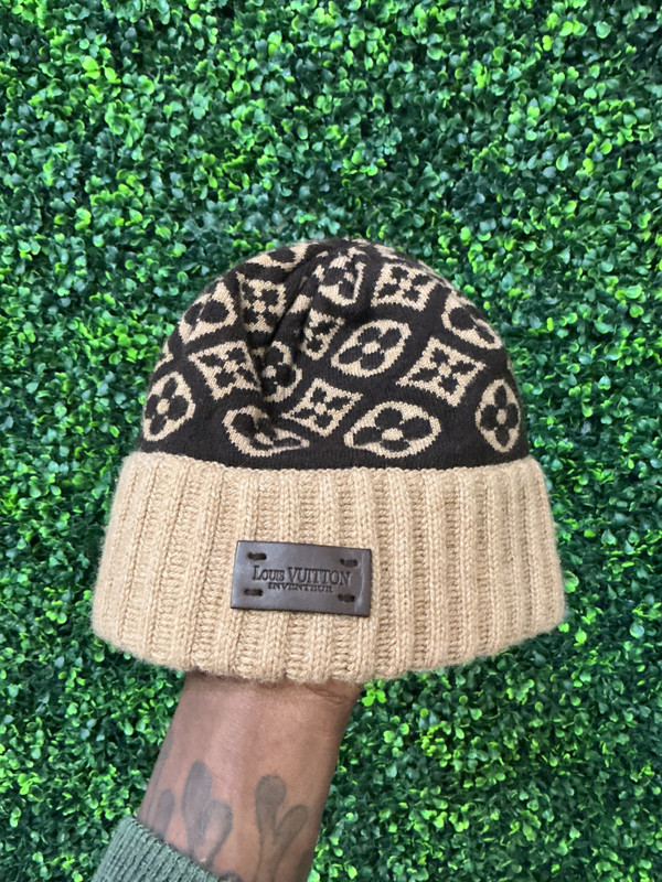 LOUIS VUITTON 2010s INVENTEUR CASHMERE MONOGRAM BEANIE