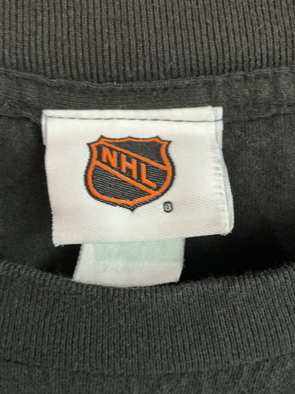 VINTAGE NJ DEVILS NHL EASTERN CONFERENCE TEE