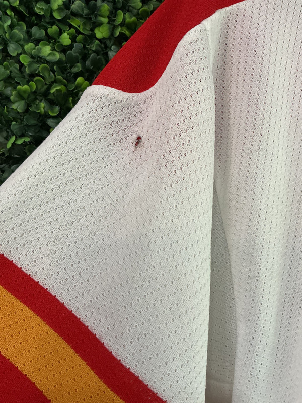 VINTAGE CALGARY FLAMES MASKA AIR KNIT