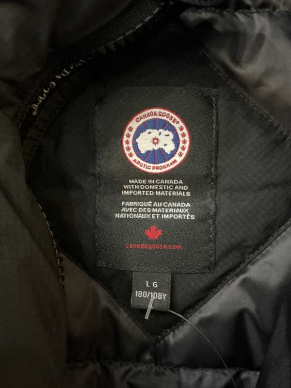 BRAND NEW CANADA GOOSE BLACK LODGE DOWN JACKET