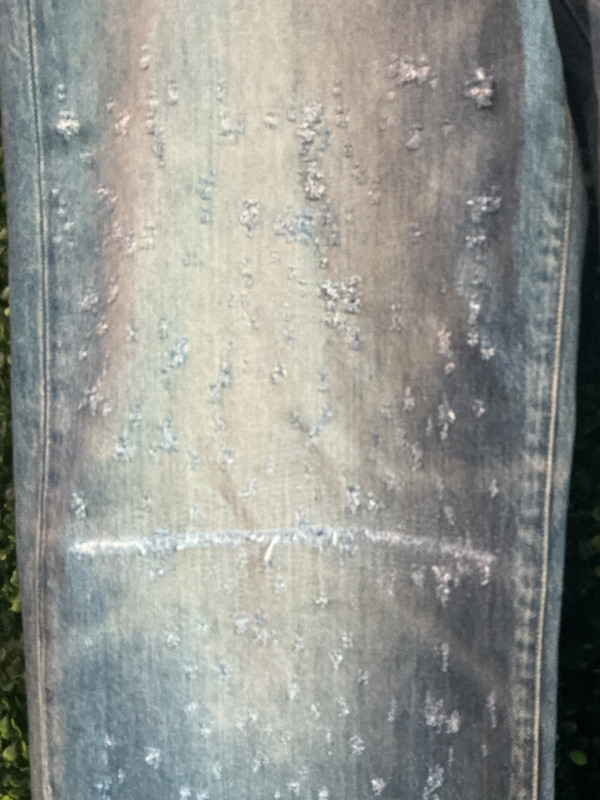 AMIRI SHOTGUN WIDE LEGGED JEANS (SZ 36)