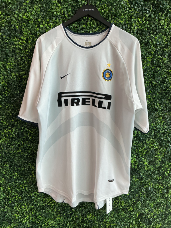 VINTAGE INTER MILAN 01-02 HOME KIT