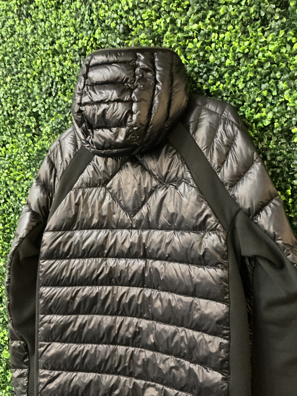 CANADA GOOSE BLACK HYBRIDGE LITE JACKET