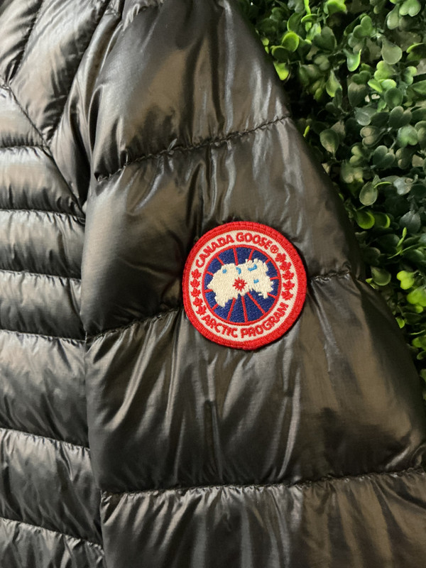 CANADA GOOSE BLACK HYBRIDGE LITE JACKET