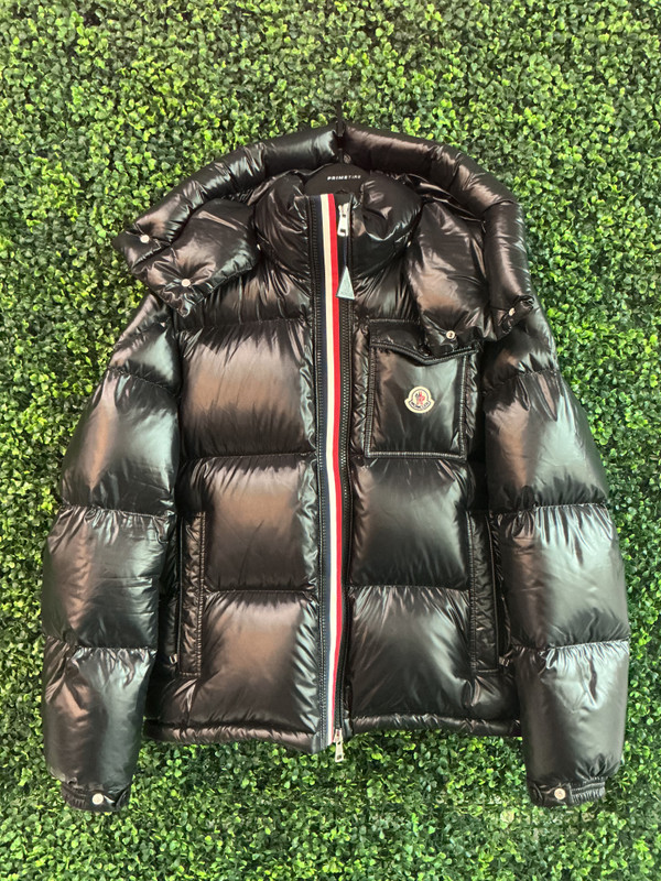 MONCLER BLACK MONTBELIARD COAT (SZ M)
