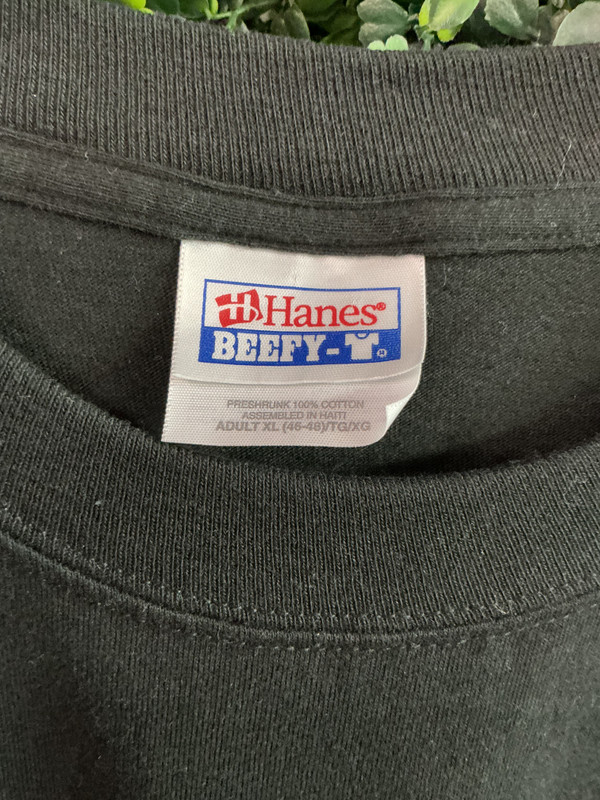 VINTAGE 2003 APPLE IPOD HANES TEE