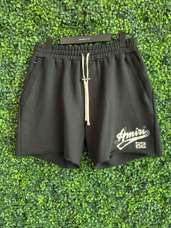 AMIRI VARSITY '22 DISTRESSED LOGO  SHORTS