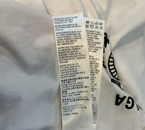 BALENCIAGA UNISEX UPSIDE DOWN PATCHWORK TSHIRT