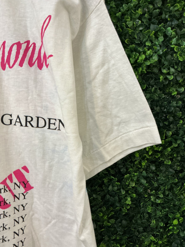 VINTAGE NEIL DIAMOND MADISON SQUARE GARDEN IN THE ROUND '92 TOUR TEE