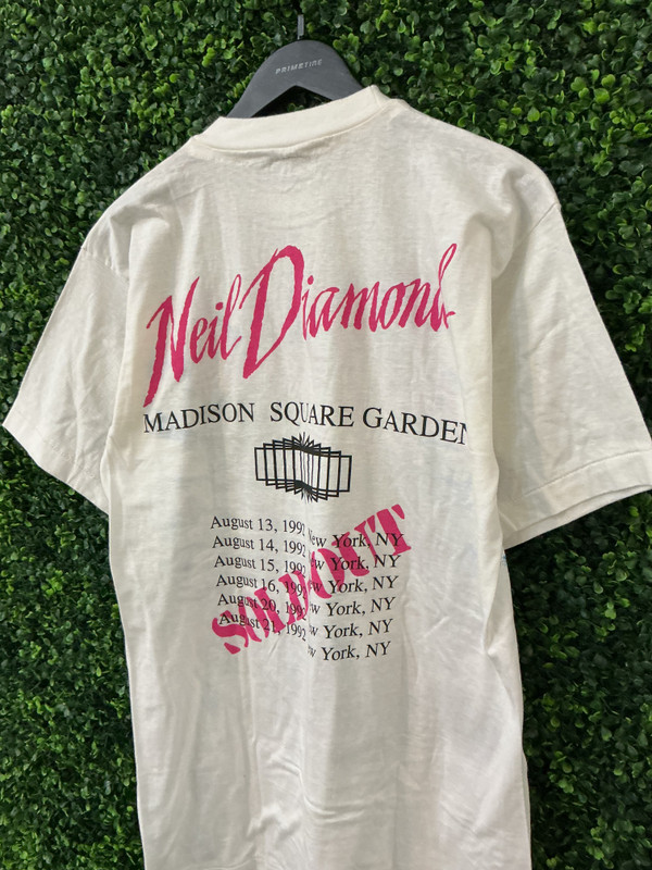VINTAGE NEIL DIAMOND MADISON SQUARE GARDEN IN THE ROUND '92 TOUR TEE