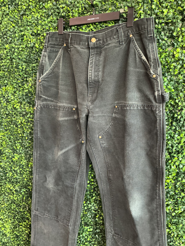 VINTAGE CARHARTT BLACK UNION MADE DOUBLE KNEE PANTS (SZ 36)