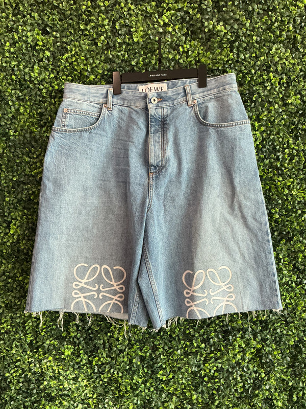 LOEWE LOGO DENIM SHORTS (SZ 36)