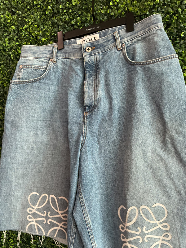 LOEWE LOGO DENIM SHORTS (SZ 36)