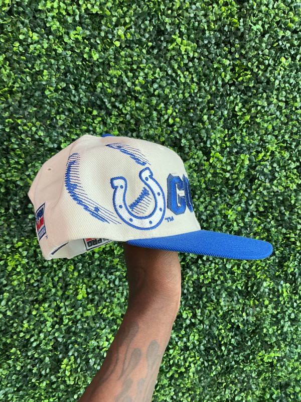 VINTAGE INDIANAPOLIS COLTS SPORTS SPECIALTIES SHADOW SNAPBACK