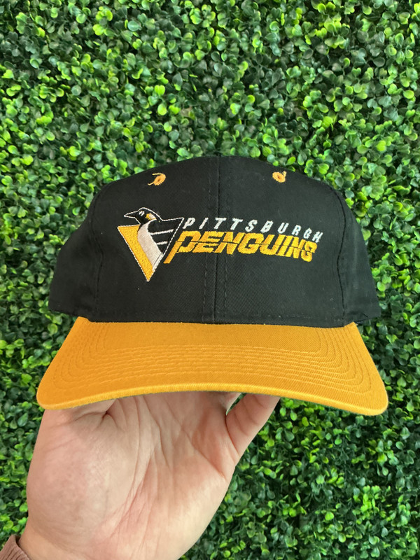 VINTAGE PITTSBURGH PENSUINS G CAP SNAPBACK