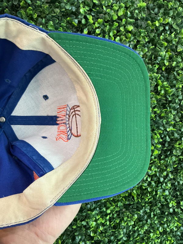 RARE VINTAGE NEW YORK KNICKS BLOCKHEAD SNAPBACK