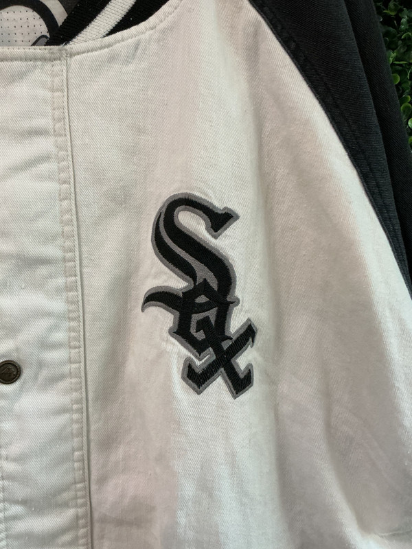 VINTAGE CHICAGO WHITE SOX APEX JACKET