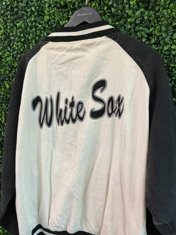 VINTAGE CHICAGO WHITE SOX APEX JACKET